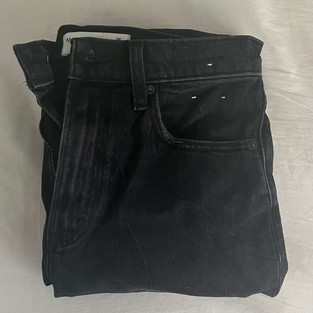 Abercrombie High Rise Mom Jeans 26/2R